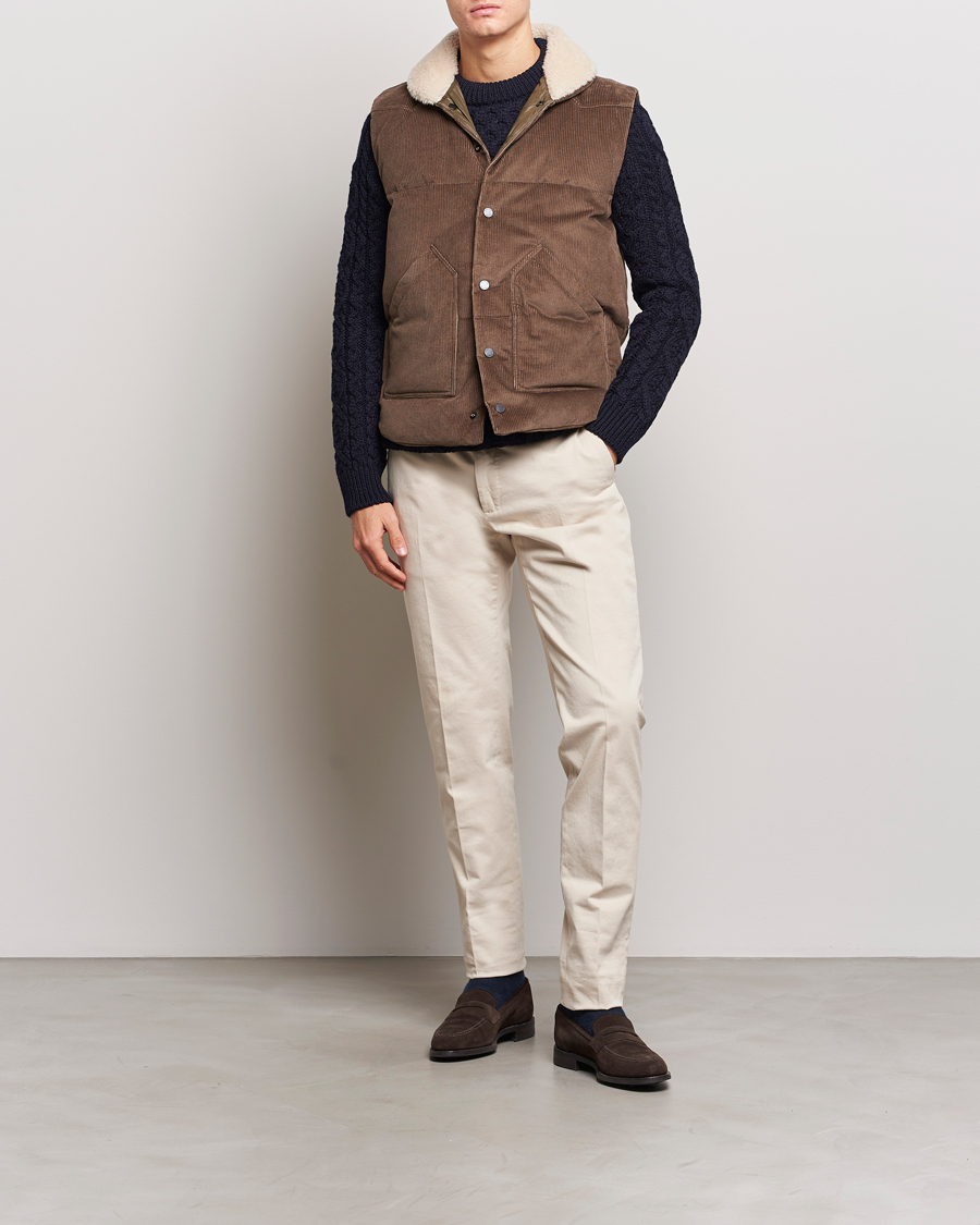 Hombres | Abrigos y chaquetas | Valstar | Corduroy Shearling Collar Down Vest Brown