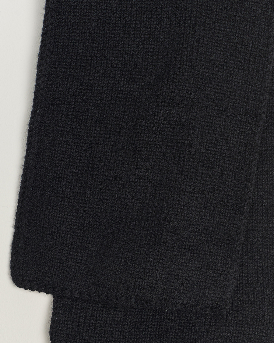 Hombres | Piacenza Cashmere Short Loop Cashmere Scarf Black | Piacenza Cashmere | Short Loop Cashmere Scarf Black