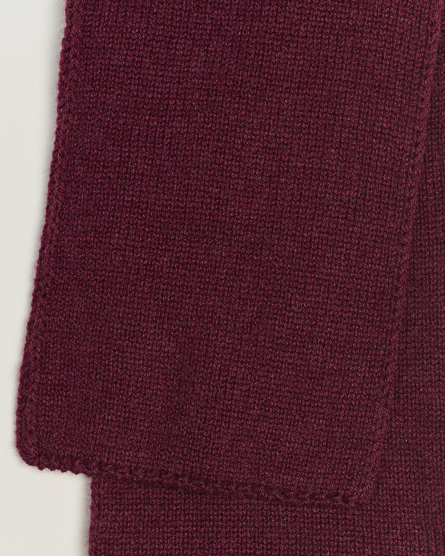 Hombres | Piacenza Cashmere Short Loop Cashmere Scarf Burgundy | Piacenza Cashmere | Short Loop Cashmere Scarf Burgundy
