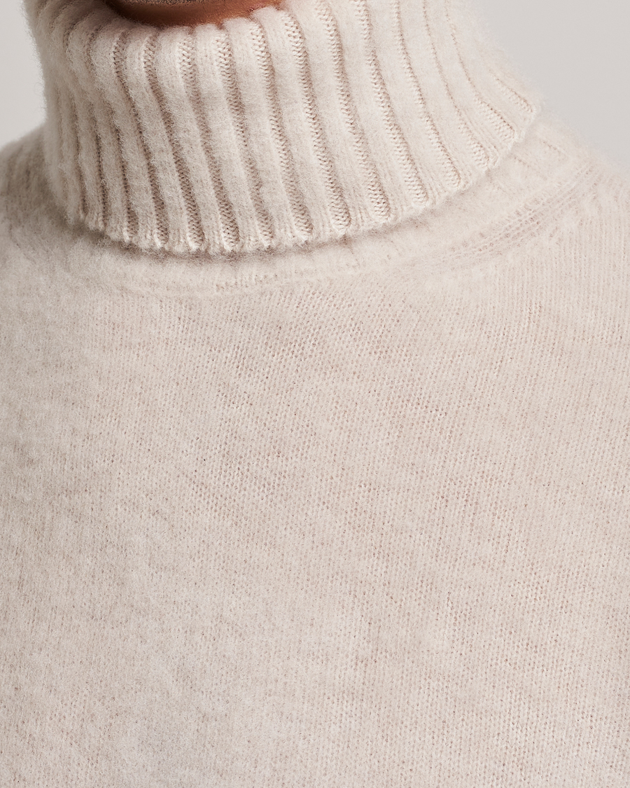 Hombres | Jerséis y prendas de punto | Piacenza Cashmere | Brushed Wool Rollneck Beige
