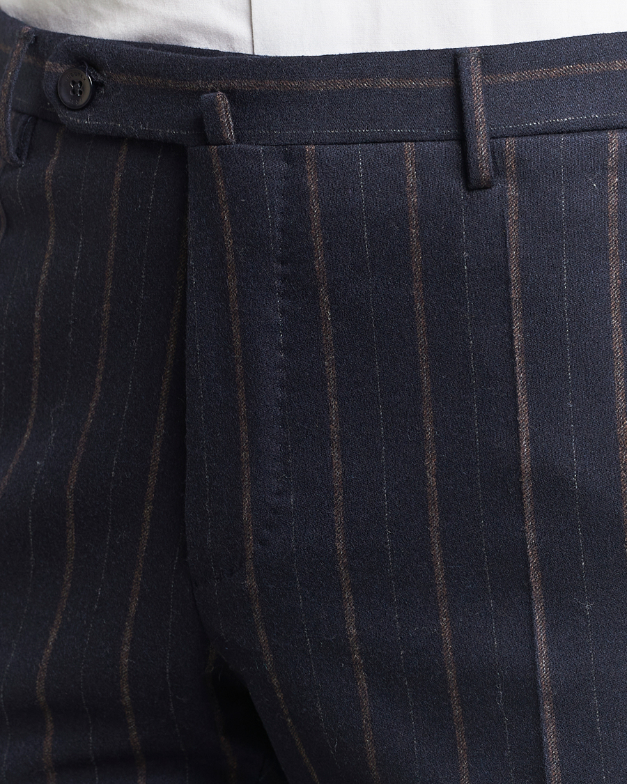 Hombres | Pantalones | Incotex | Wool/Cashmere Stretch Pinstripe Trousers Navy