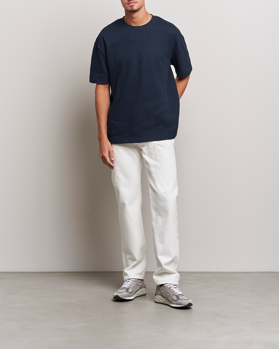 Hombres | Camisetas | Samsøe Samsøe | Samsøe & Samsøe Dino Waffle Knitted Crew Neck T-Shirt Salute Navy