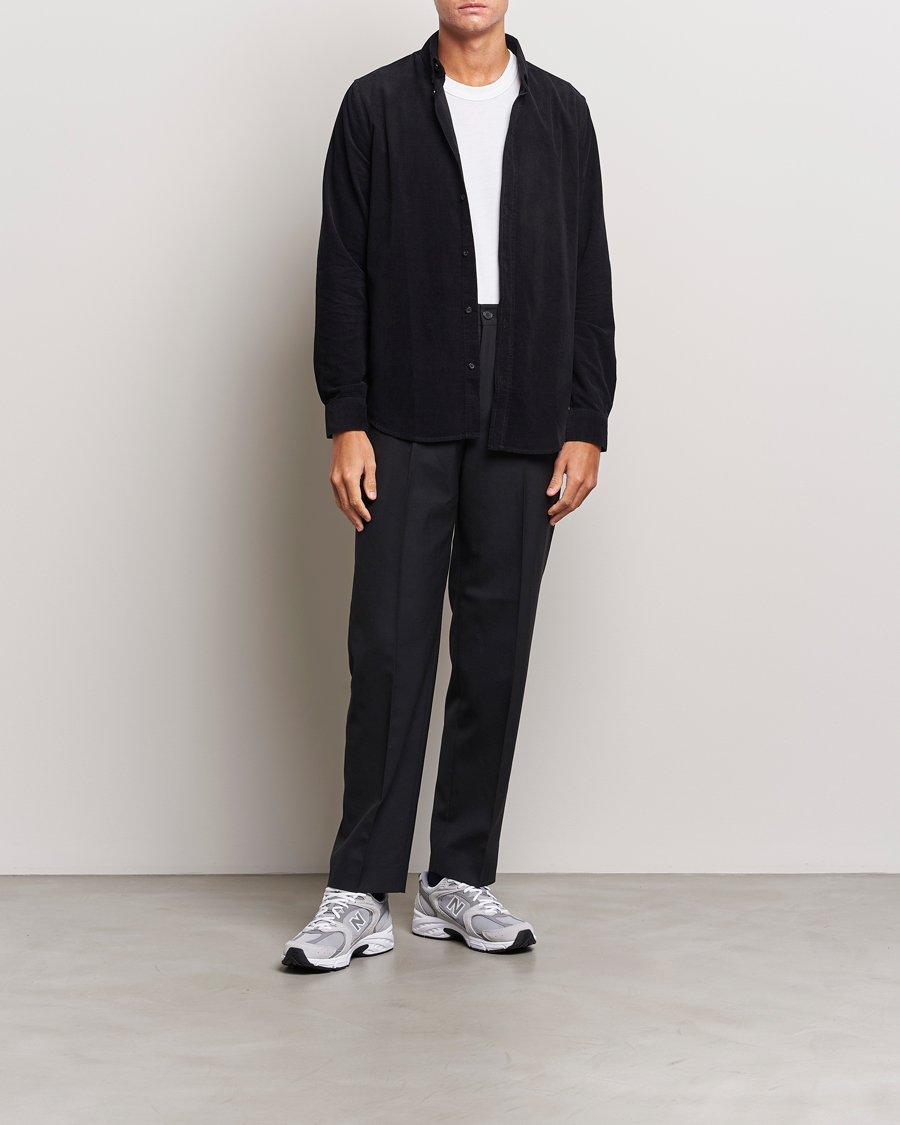 Hombres | Camisas | Samsøe Samsøe | Samsøe & Samsøe Liam Baby Cord Shirt Black