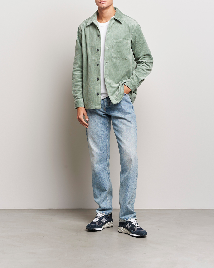Hombres | Camisas | Samsøe Samsøe | Samsøe & Samsøe Damon Corduroy Overshirt Iceberg Green