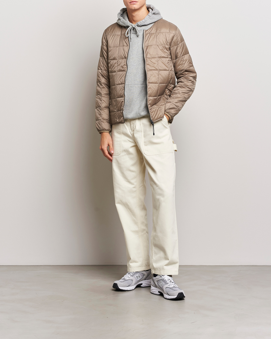Hombres | Abrigos y chaquetas | TAION | Crew Neck W-Zip Down Jacket Khaki