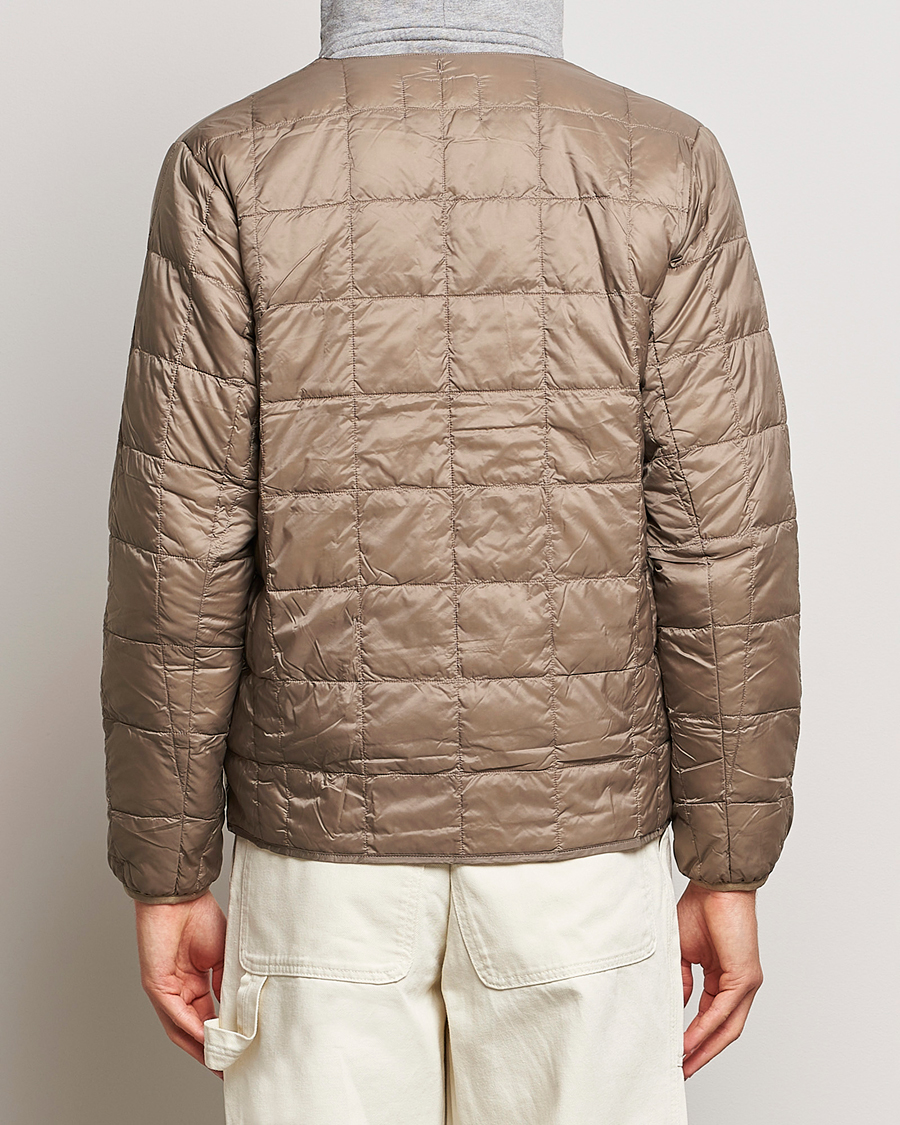 Hombres | Abrigos y chaquetas | TAION | Crew Neck W-Zip Down Jacket Khaki