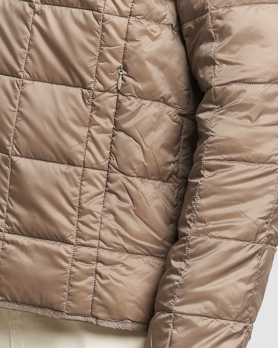 Hombres | Abrigos y chaquetas | TAION | Crew Neck W-Zip Down Jacket Khaki