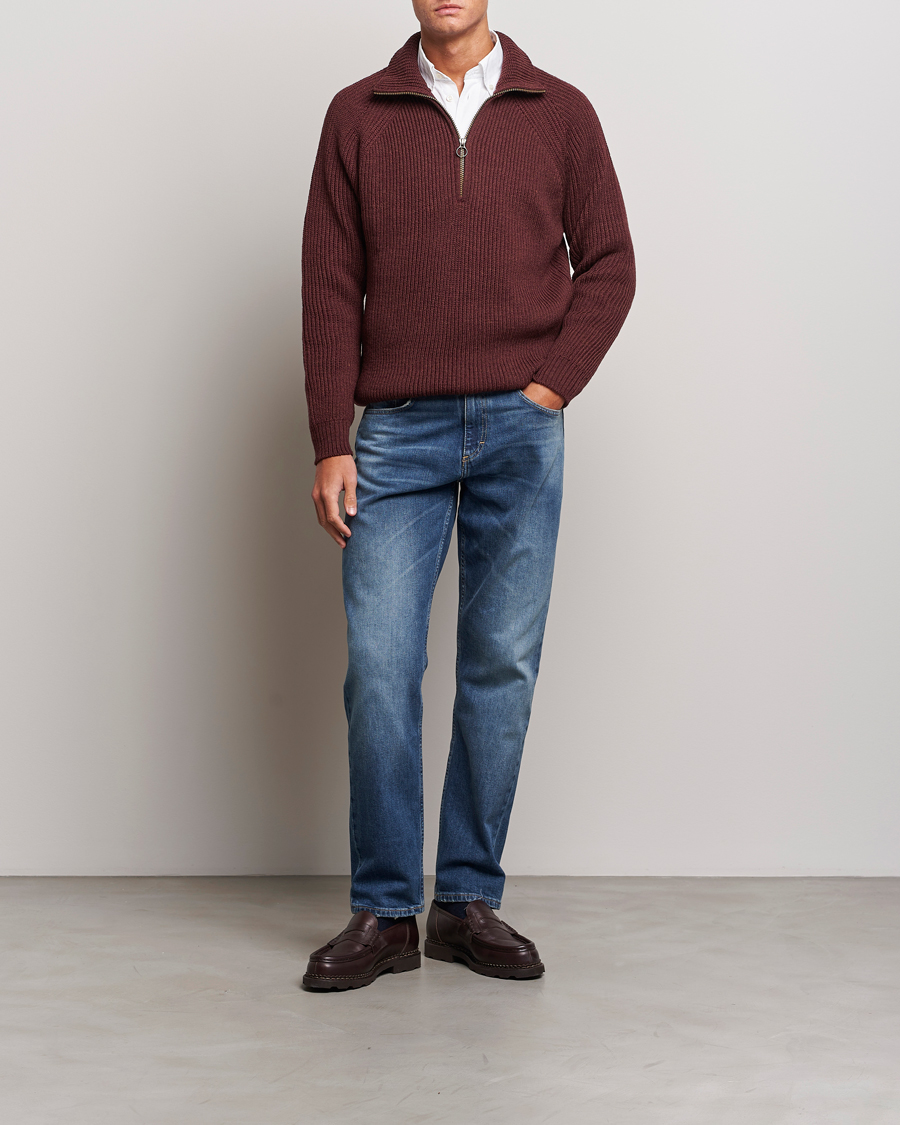 Hombres | Jerséis y prendas de punto | Peregrine | Ford Knitted Wool Half Zip Shiraz