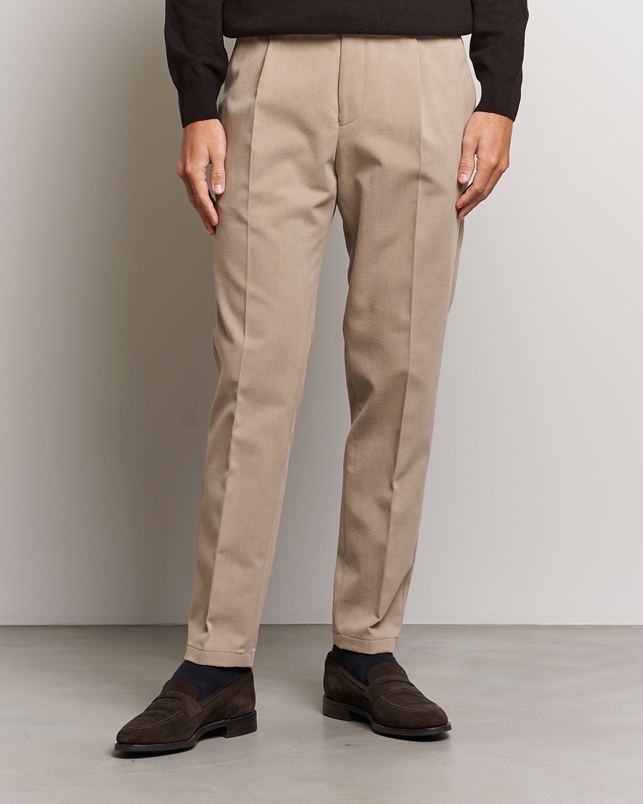 Hombres | Pantalones | Oscar Jacobson | Delon Brushed Cotton Trousers Beige