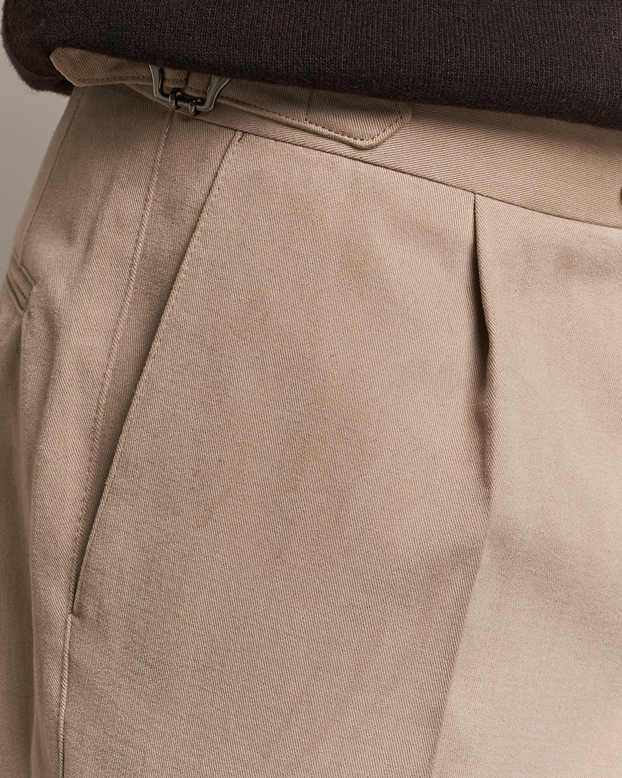 Hombres | Pantalones | Oscar Jacobson | Delon Brushed Cotton Trousers Beige