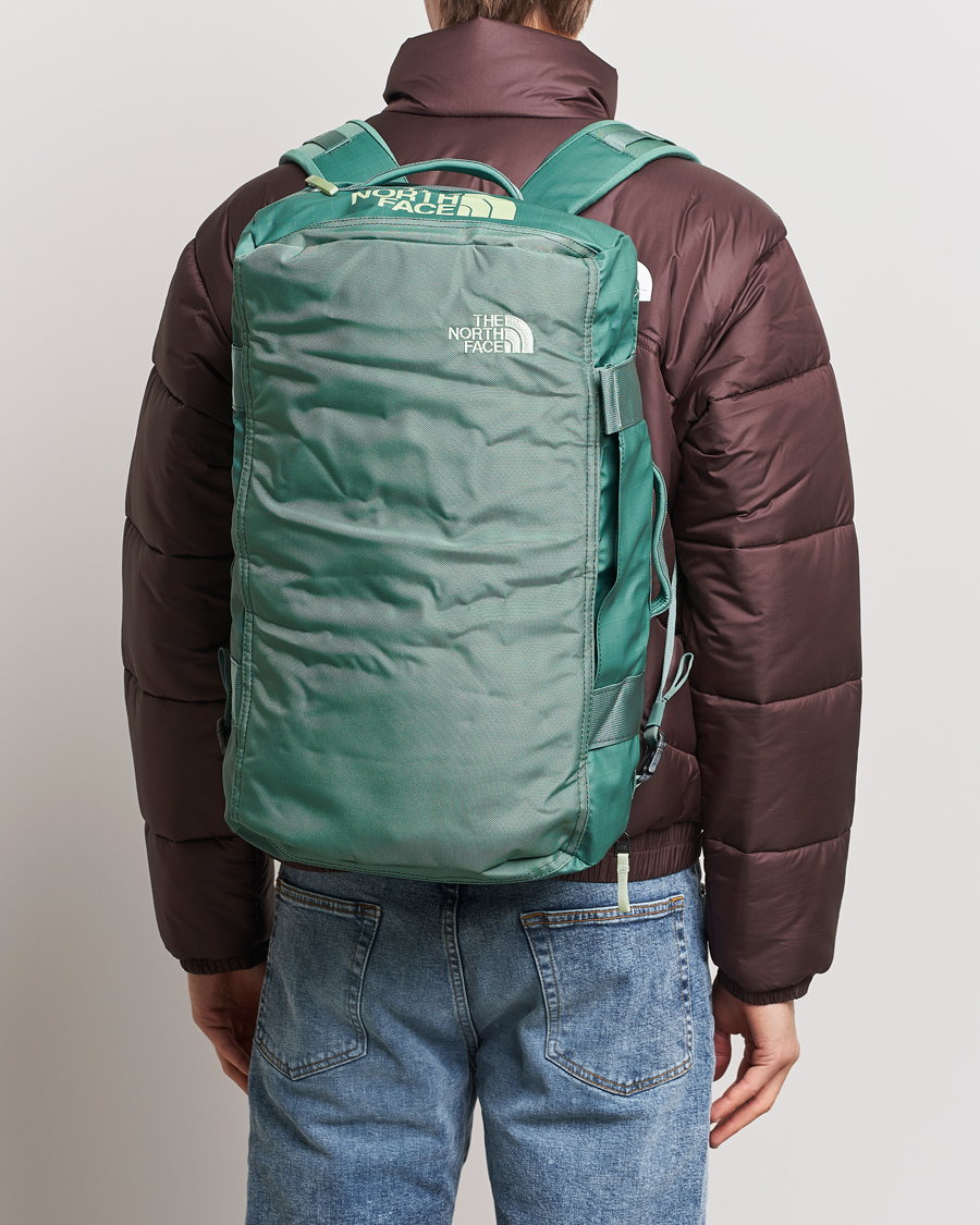 Hombres | The North Face Base Camp Voyager 32L Dark Sage | The North Face | Base Camp Voyager 32L Dark Sage