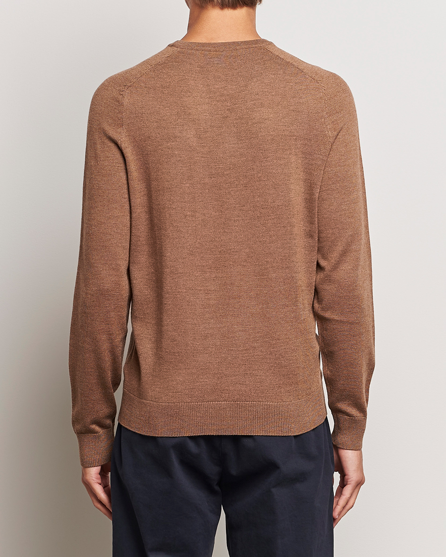 Hombres | Jerséis y prendas de punto | Morris | Merino Crew Neck Pullover Camel