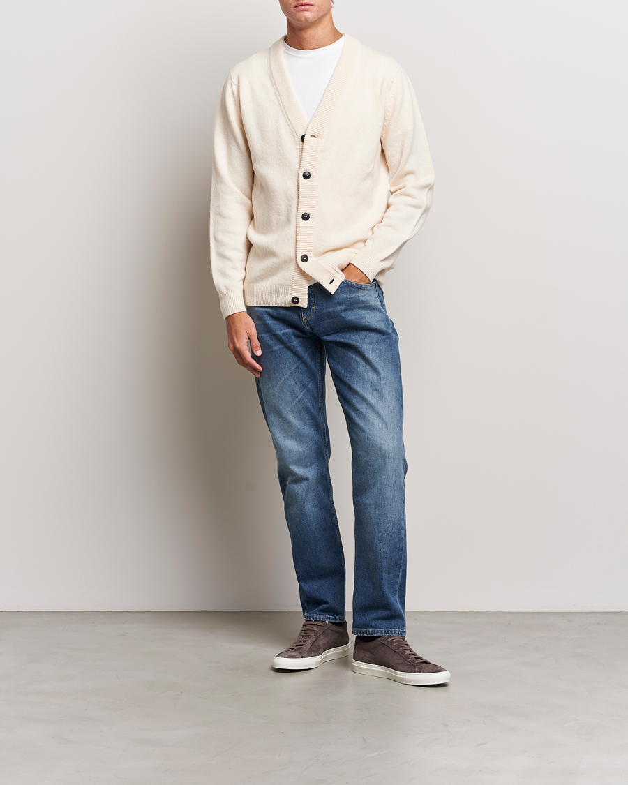 Hombres | Jerséis y prendas de punto | Sunspel | Lambswool Cardigan Ecru