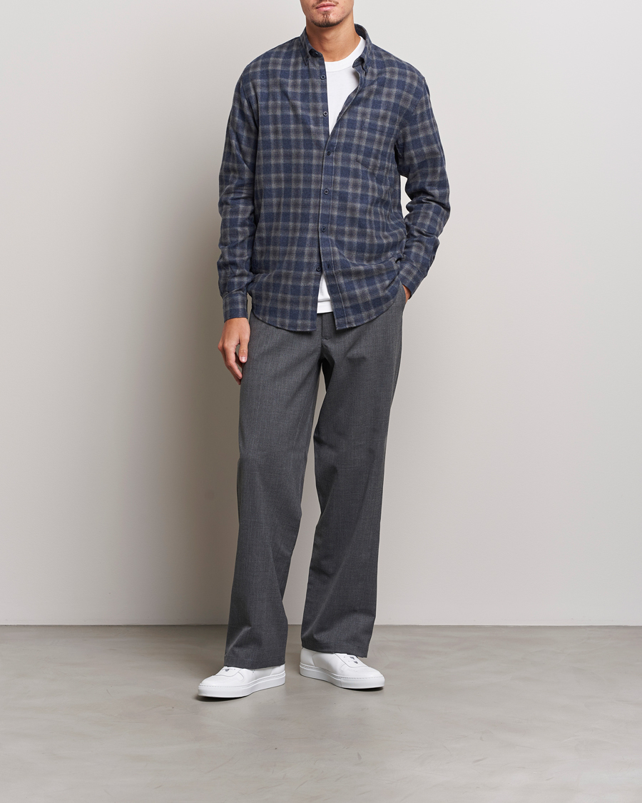 Hombres | Camisas | Sunspel | Brushed Cotton Flannel Shirt Grey/Blue Check