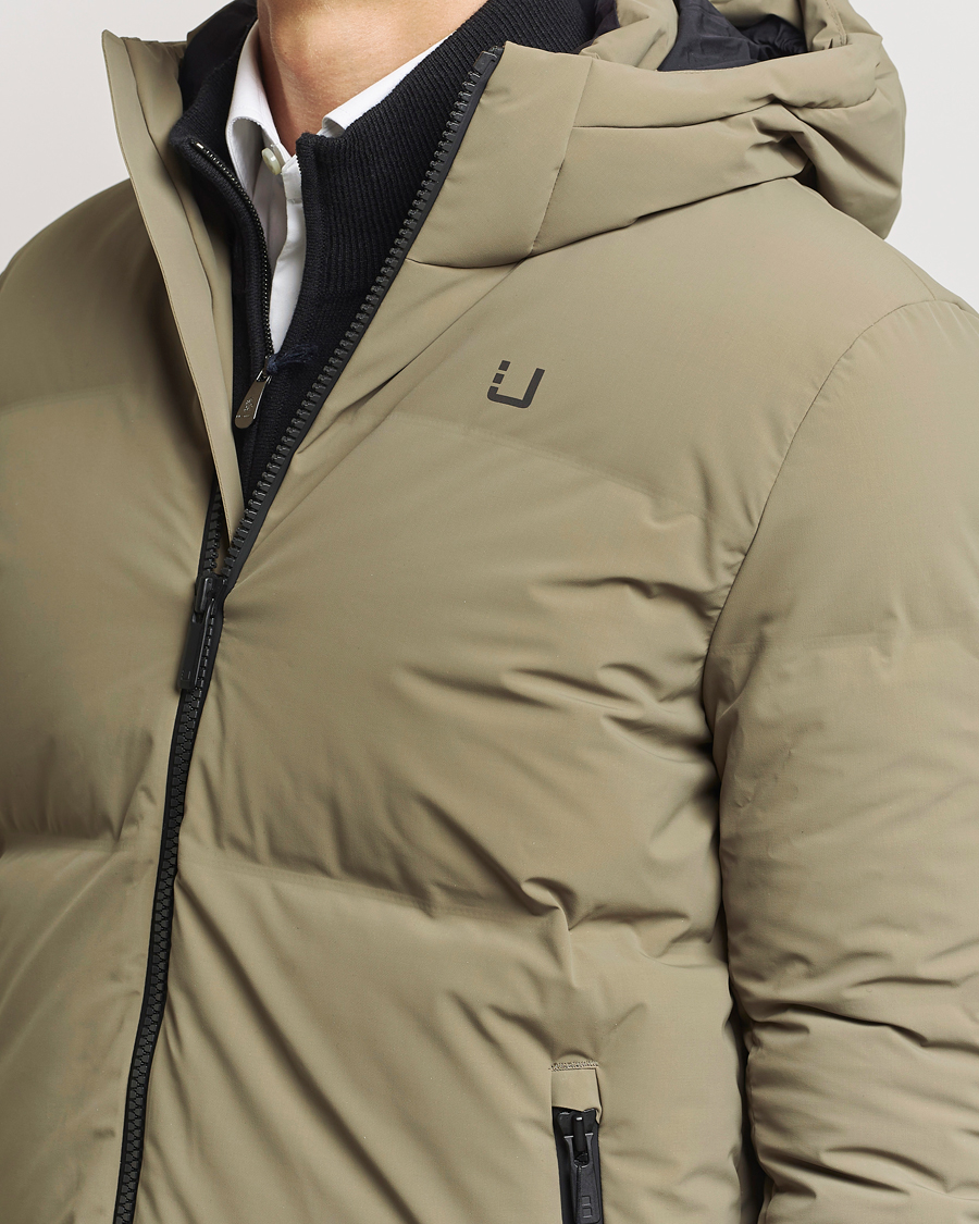 Hombres | Abrigos y chaquetas | UBR | Titan Lightweight Parka Sand