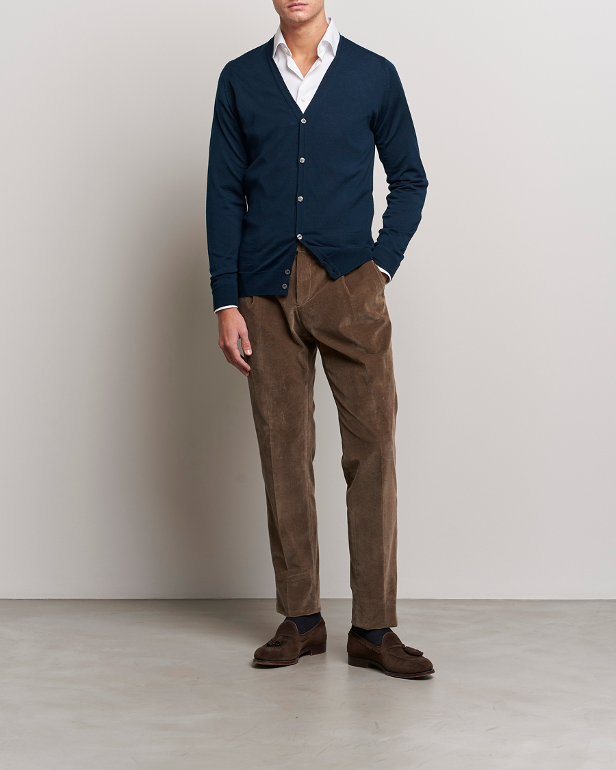 Hombres | Jerséis y prendas de punto | John Smedley | Petworth Extra Fine Merino Cardigan Orion Green