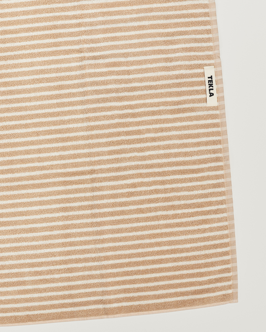 Hombres | Toallas | Tekla | Organic Terry Hand Towel Ivory Stripe