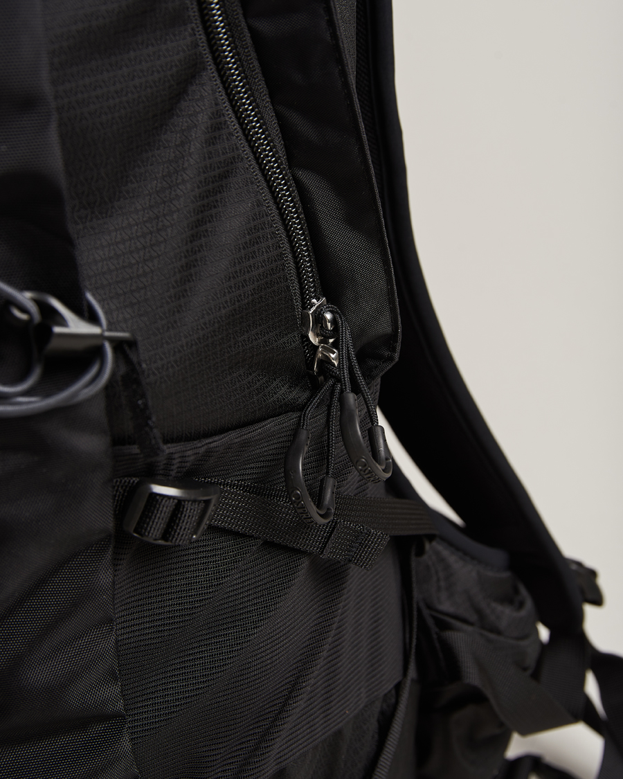 Hombres | Osprey Talon 22 Backpack Stealth Black | Osprey | Talon 22 Backpack Stealth Black