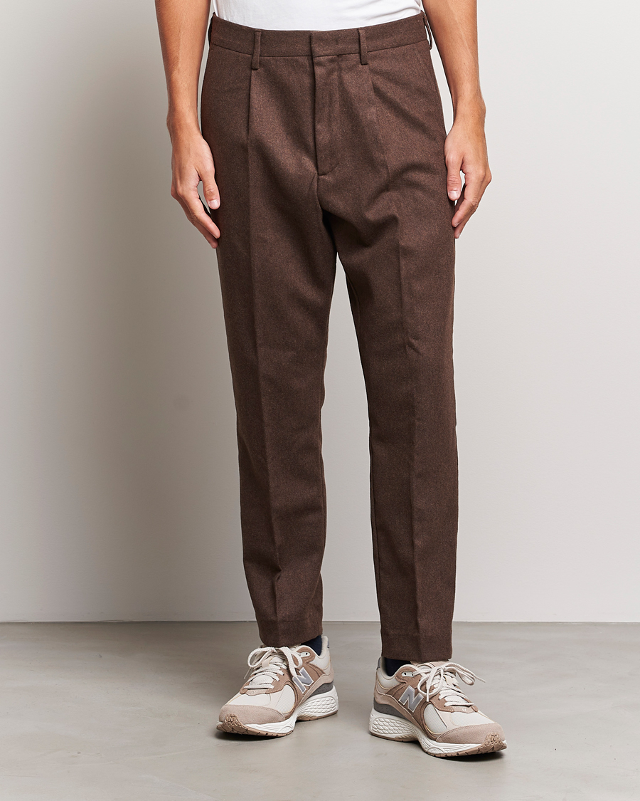 Hombres | Pantalones | NN07 | Bill Brushed Flannel Pleated Trousers Demitasse Brown
