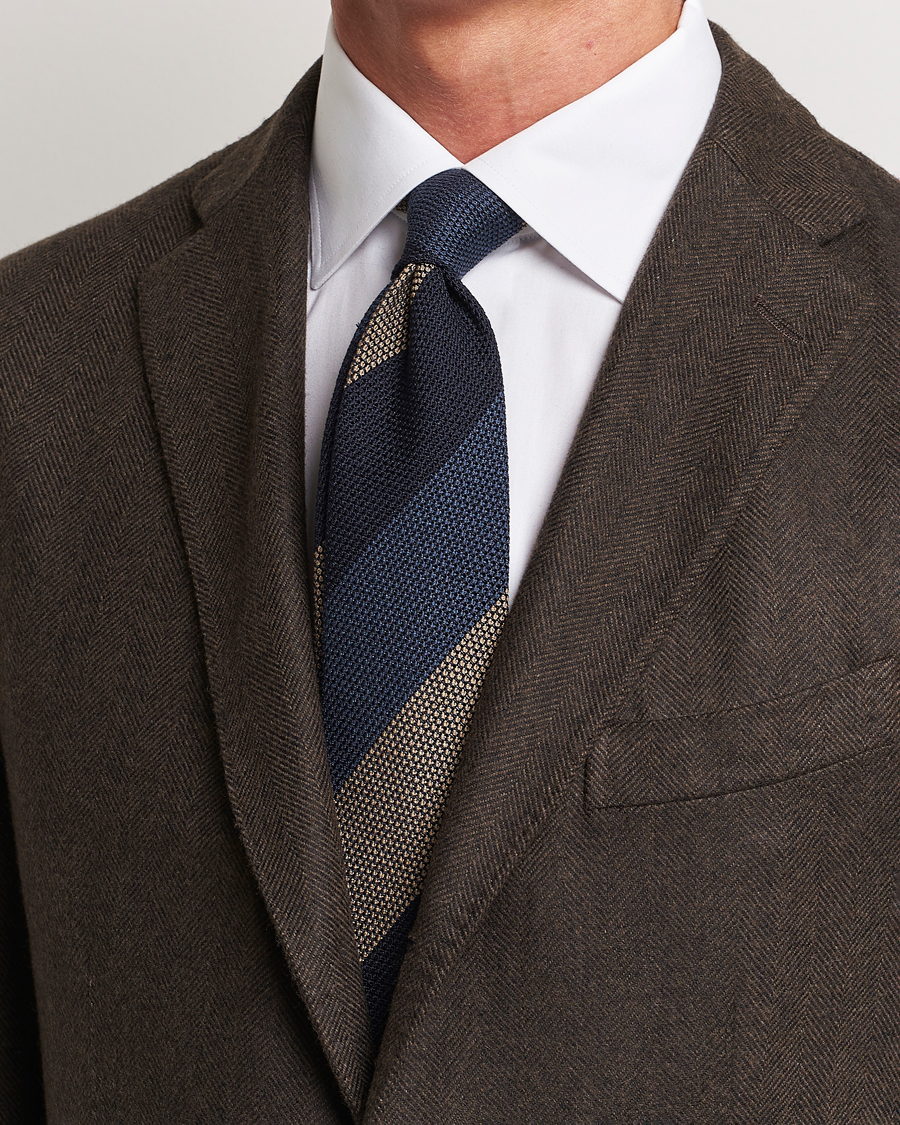 Hombres | Amanda Christensen Silk Grenadine 8cm Block Striped Tie Navy/Blue/Beige | Amanda Christensen | Silk Grenadine 8cm Block Striped Tie Navy/Blue/Beige