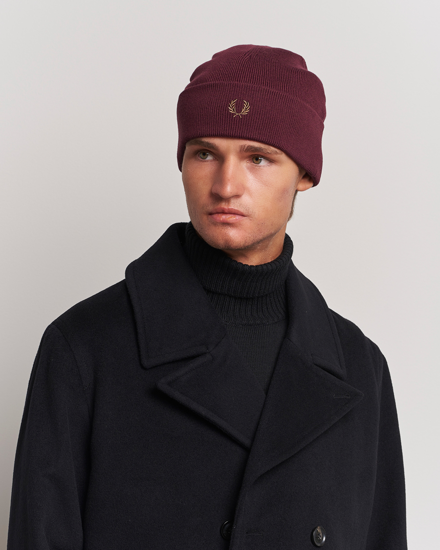 Hombres |  | Fred Perry | Merino Wool Beanie Oxblood