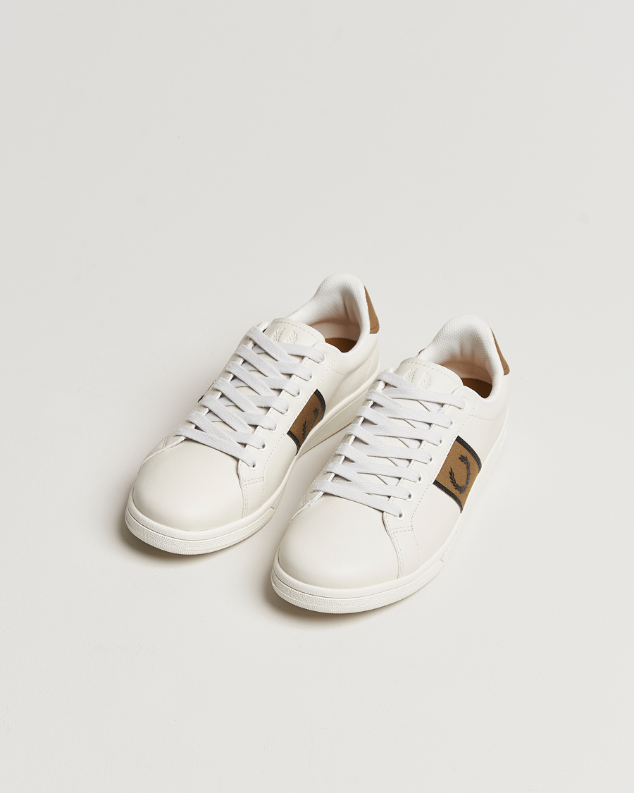 Hombres | Fred Perry B721 Leather Sneaker White/Porcelin Black | Fred Perry | B721 Leather Sneaker White/Porcelin Black