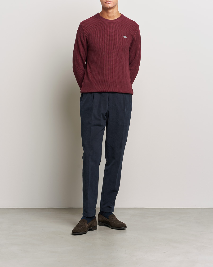Hombres | Jerséis y prendas de punto | GANT | Cotton Micro Textured Crew Neck Red Shadow