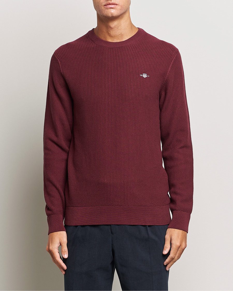 Hombres | Jerséis y prendas de punto | GANT | Cotton Micro Textured Crew Neck Red Shadow