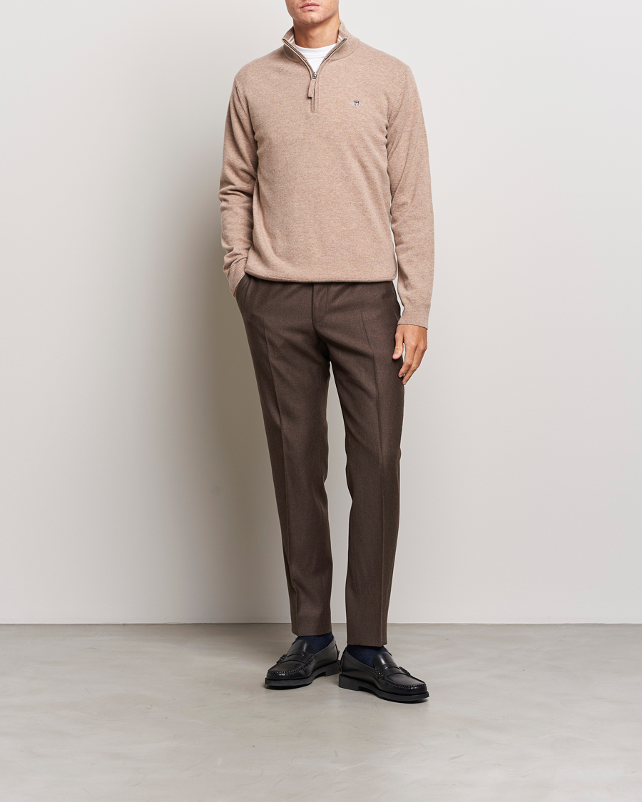 Hombres | Jerséis y prendas de punto | GANT | Lamsbwool Half Zip Dark Sand