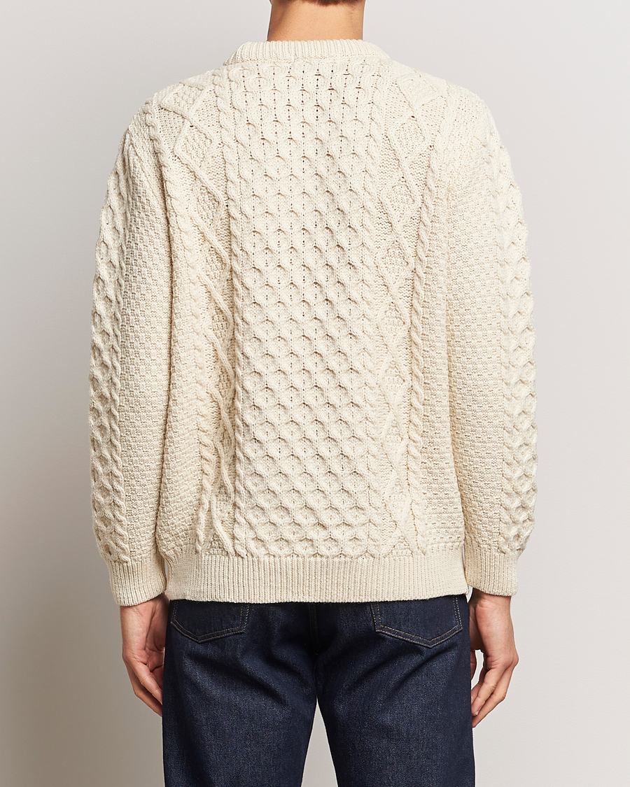 Hombres | Jerséis y prendas de punto | Gloverall | Merino Wool Aran Cable Knitted Crew Neck Ecru