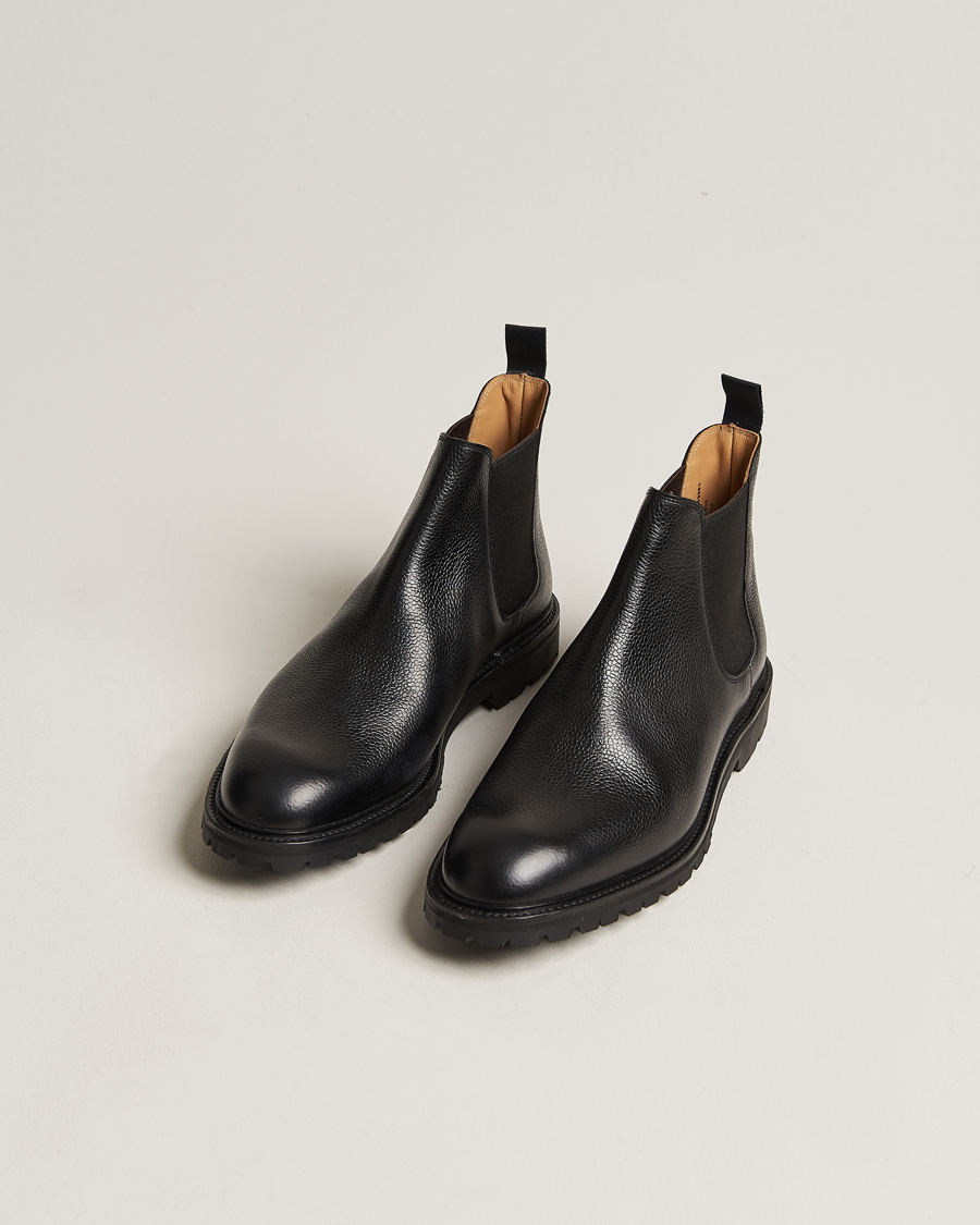 Hombres | Zapatos hechos a mano | Crockett & Jones | Chelsea 11 Black Calf Grained