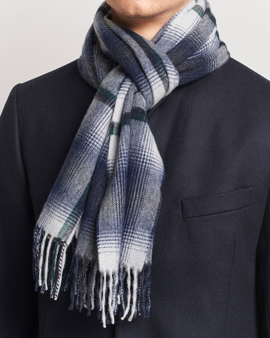 Hombres |  | Begg & Co | Wool/Cashmere Shadow Check Scarf 32*180cm Silver/Navy