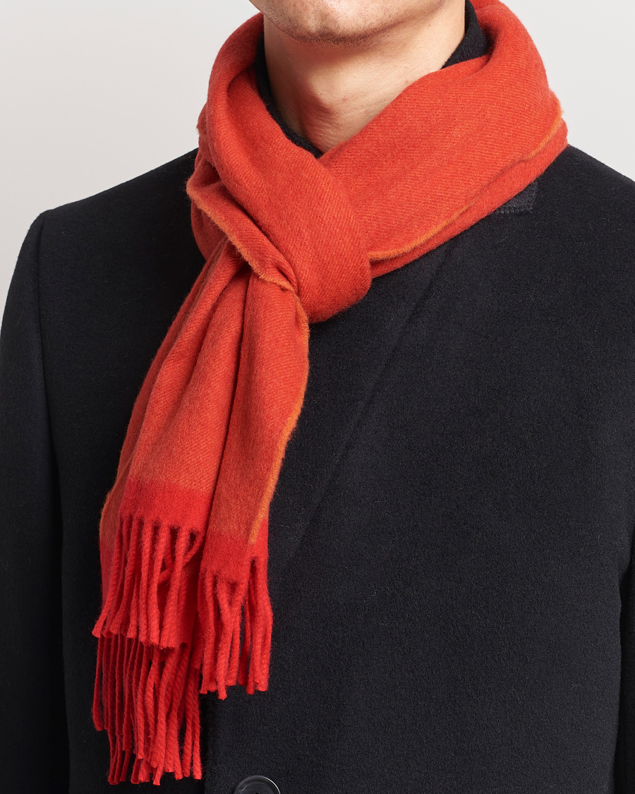 Hombres |  | Begg & Co | Solid Board Wool/Cashmere Scarf Berry Military