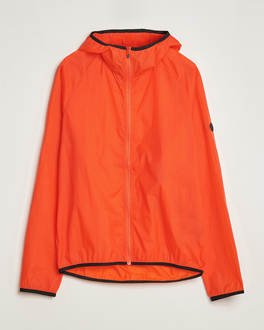 Hombres | Abrigos y chaquetas | District Vision | Ultralight Packable DWR Wind Jacket Tangerine