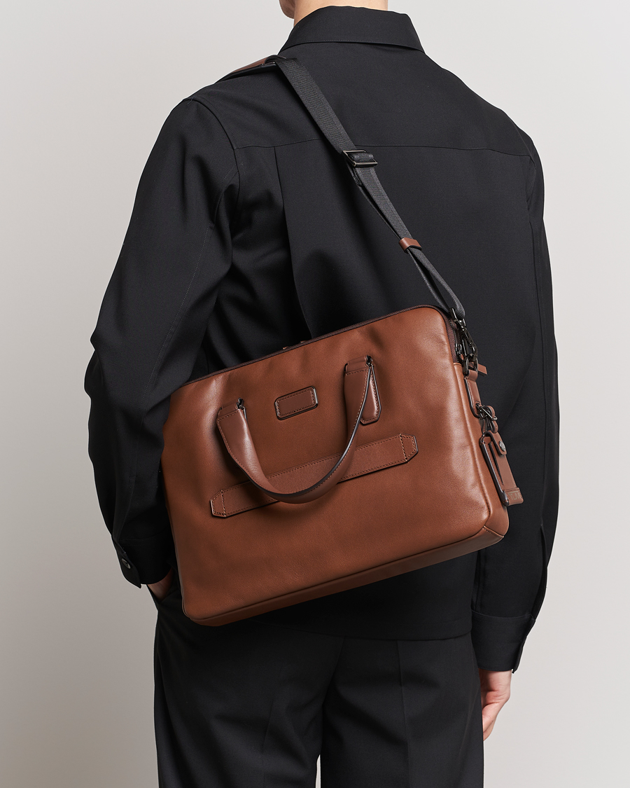 Hombres | Bolsos | TUMI | Harrison Sycamore Slim Leather Brief Cognac