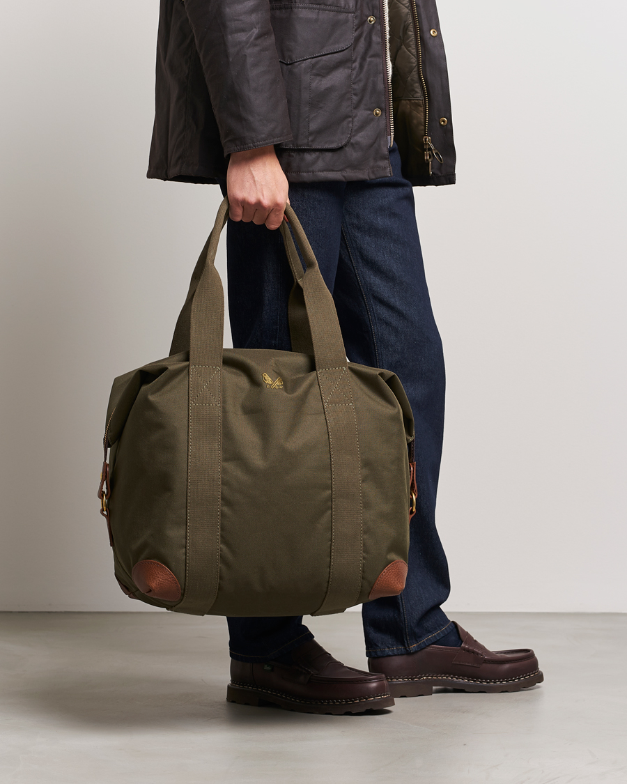 Men | Weekend Bags | Bennett Winch | Small Nylon Cargo Bag Olive