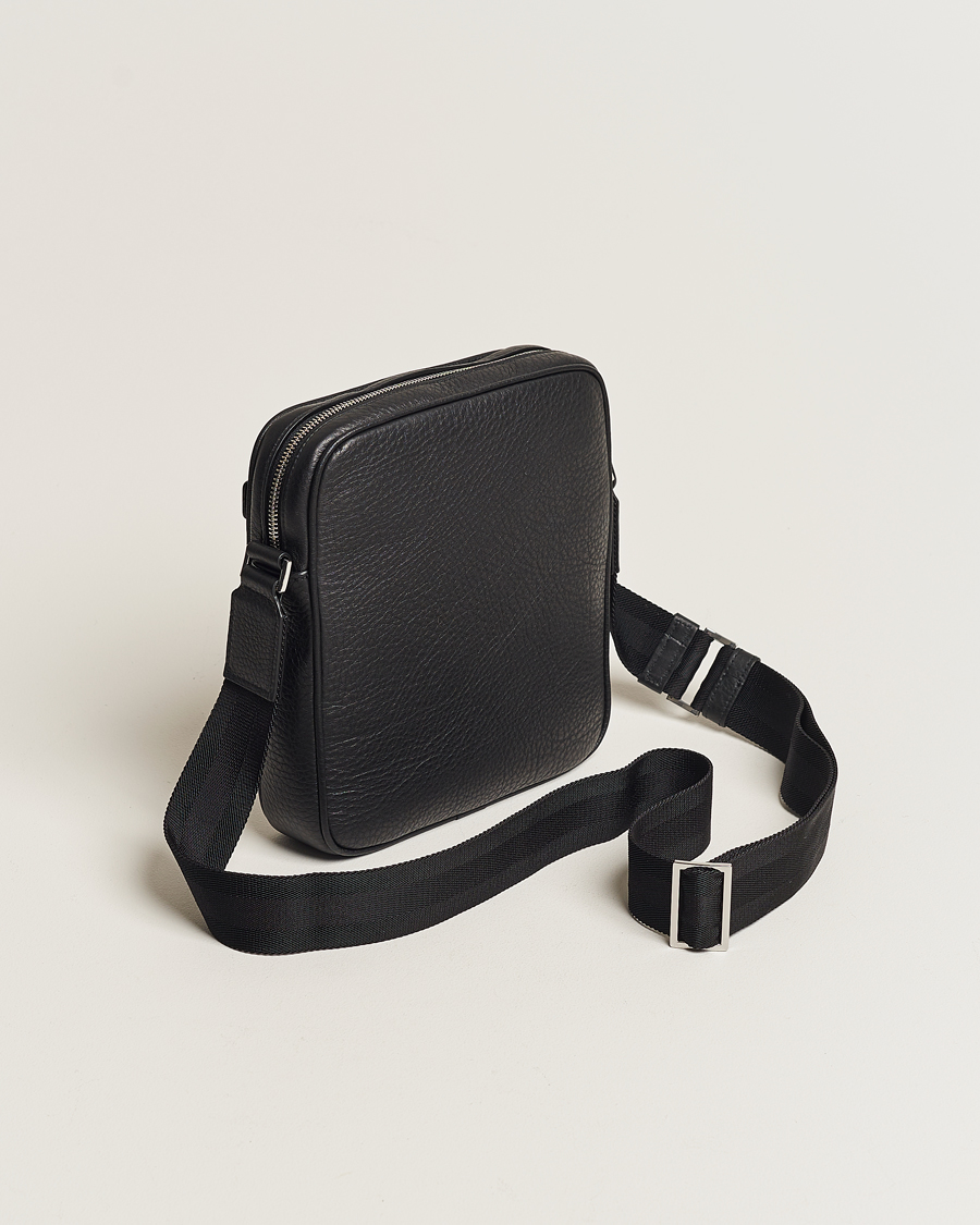 Hombres | Canali Grain Leather Shoulder Bag Black | Canali | Grain Leather Shoulder Bag Black