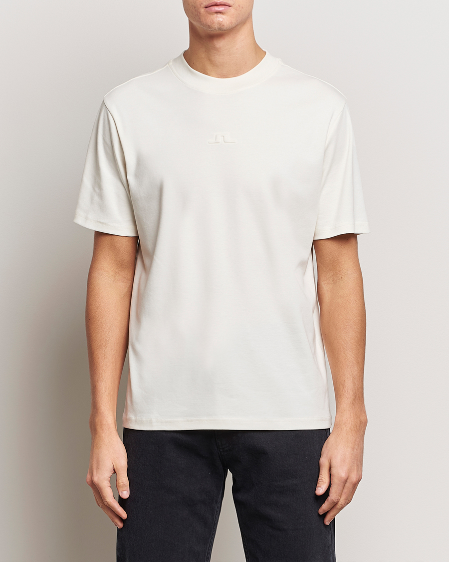 Hombres | Camisetas | J.Lindeberg | Adnan Logo Mock Neck T-Shirt Cloud White