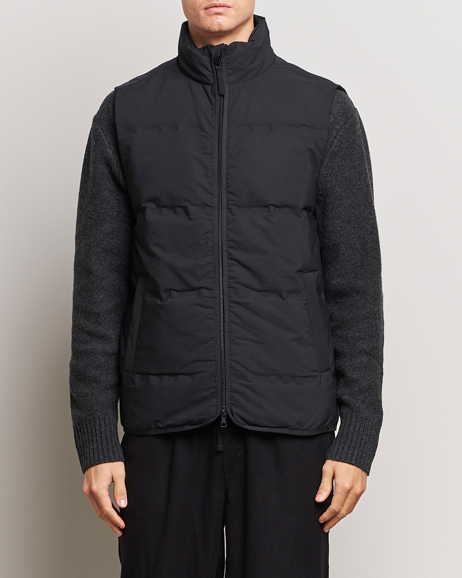 Hombres | Abrigos y chaquetas | A Day's March | Alford Puffer Vest Black