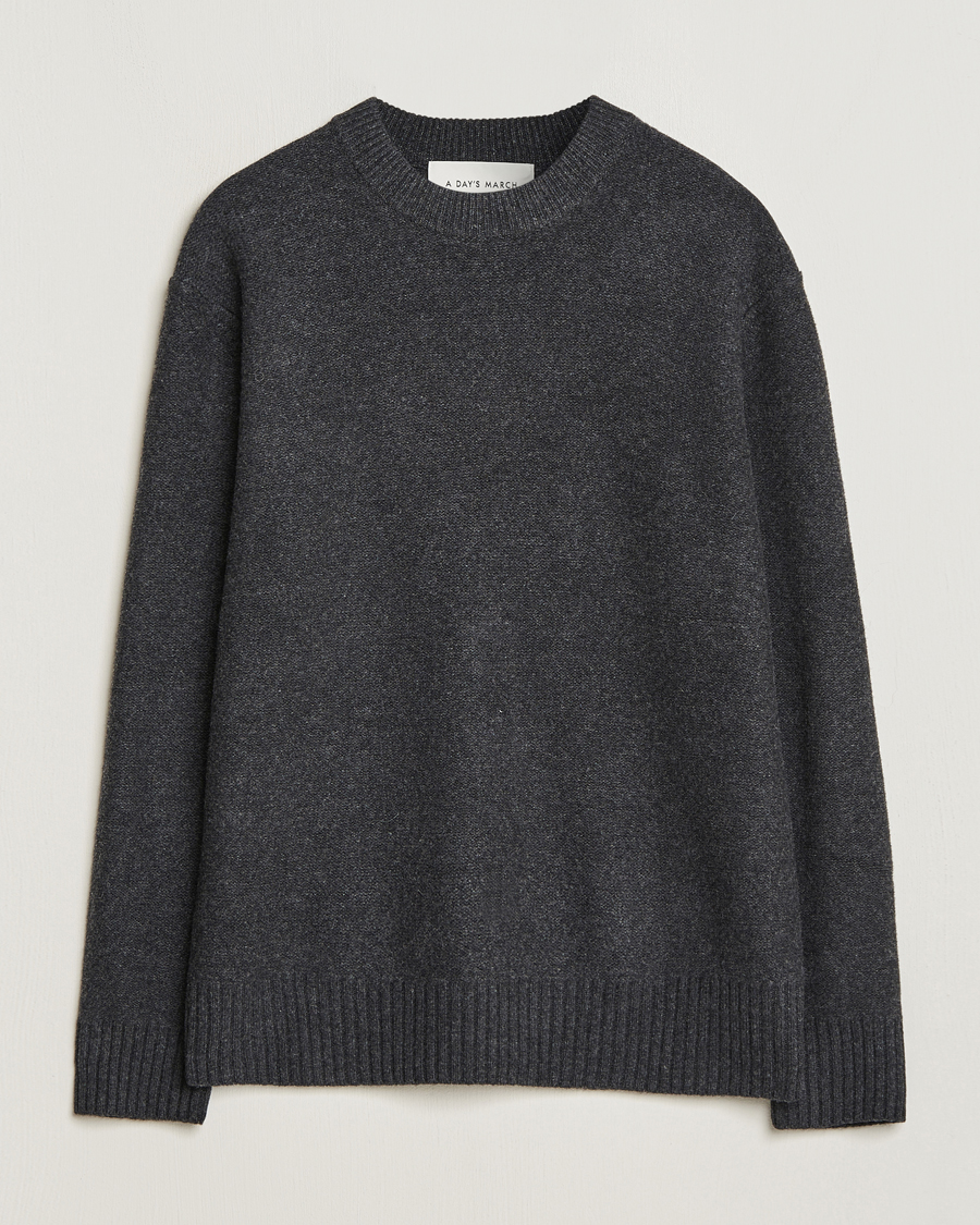 Hombres | Jerséis y prendas de punto | A Day's March | Tietar Boiled Merino Sweater Anthracite