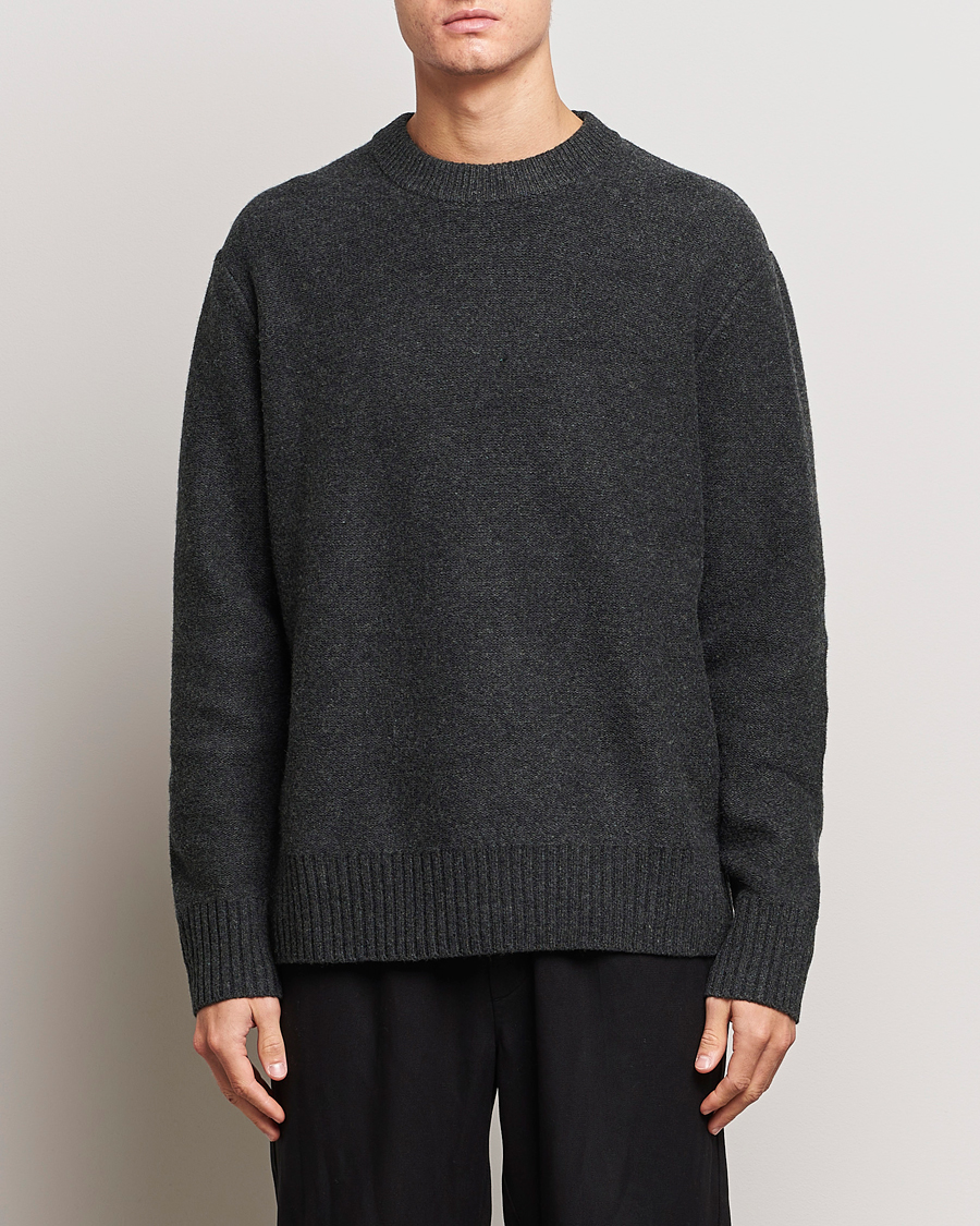 Hombres | Jerséis y prendas de punto | A Day's March | Tietar Boiled Merino Sweater Anthracite