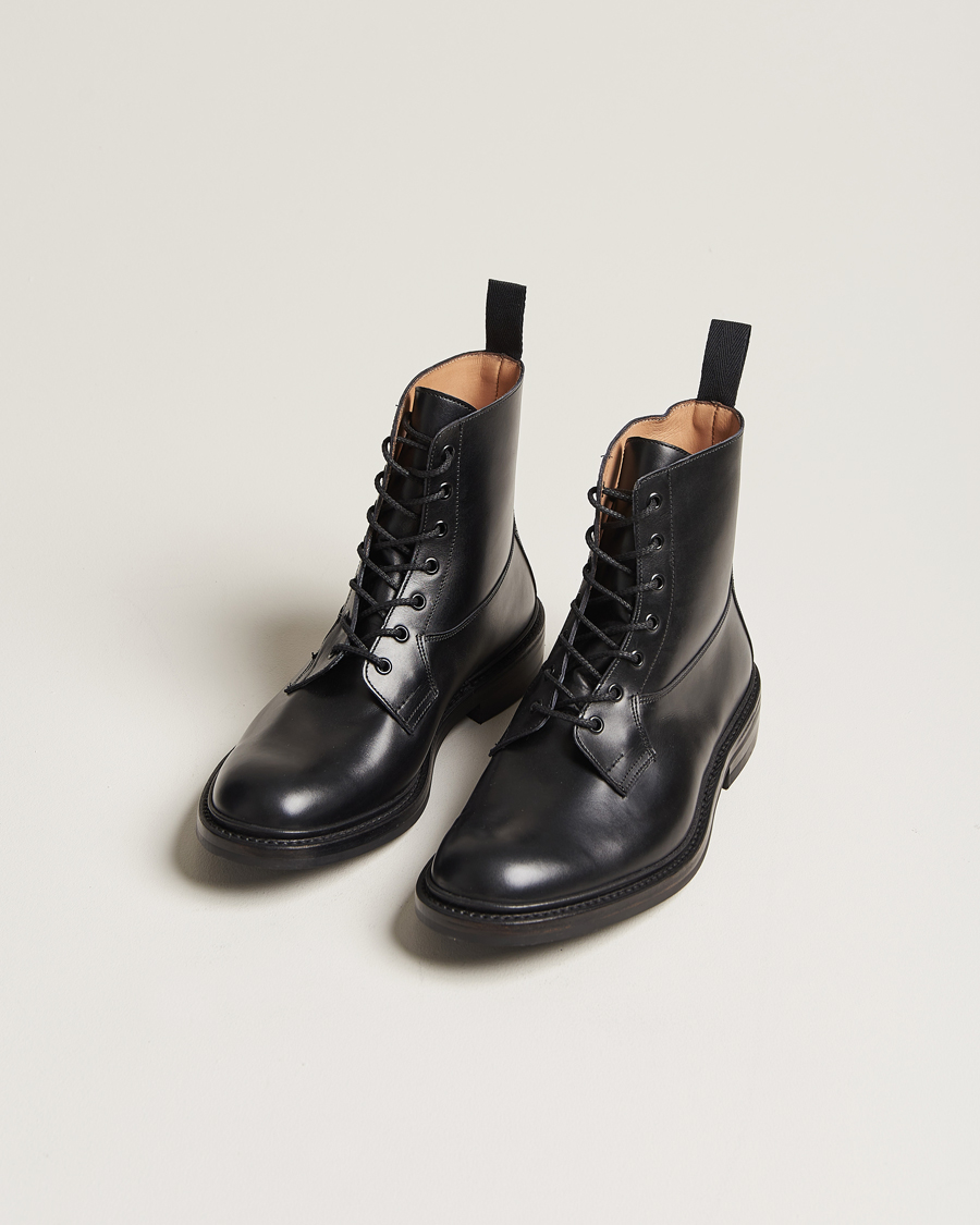 Hombres | Botas negras | Tricker's | Burford Dainite Country Boots Black Calf