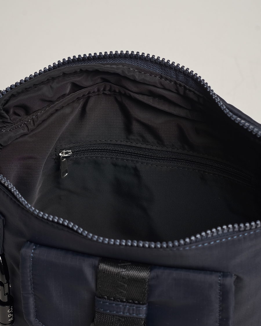 Hombres | A.P.C. Trek Banane Dark Navy | A.P.C. | Trek Banane Dark Navy