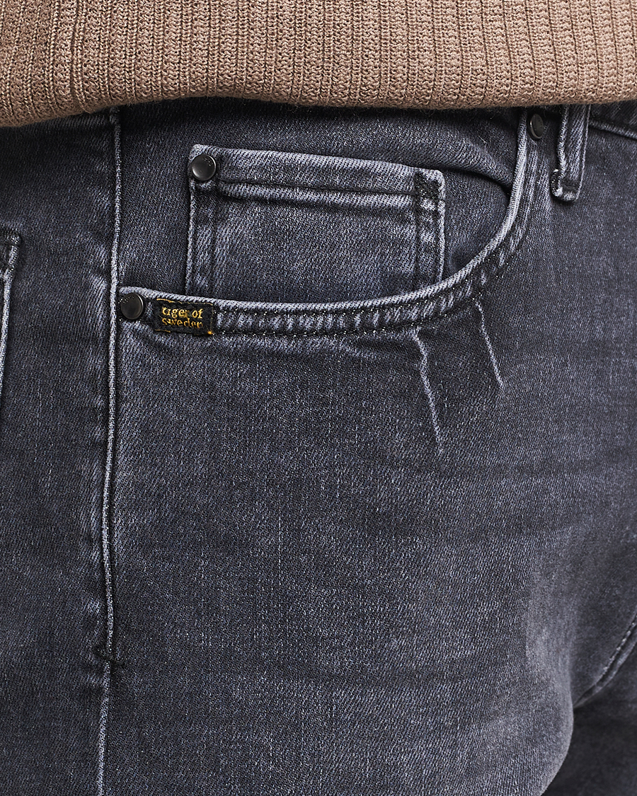 Hombres | Vaqueros | Tiger of Sweden | Pistolero Stretch Cotton Jeans Washed Black