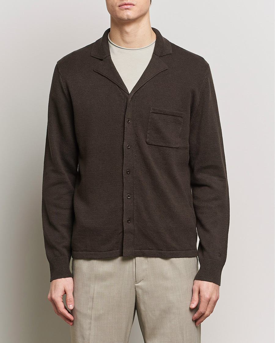 Hombres | Jerséis y prendas de punto | Filippa K | Cotton Linen Knitted Shirt Dark Oak