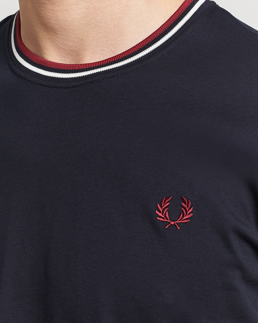 Hombres | Camisetas | Fred Perry | Twin Tipped T-Shirt Navy