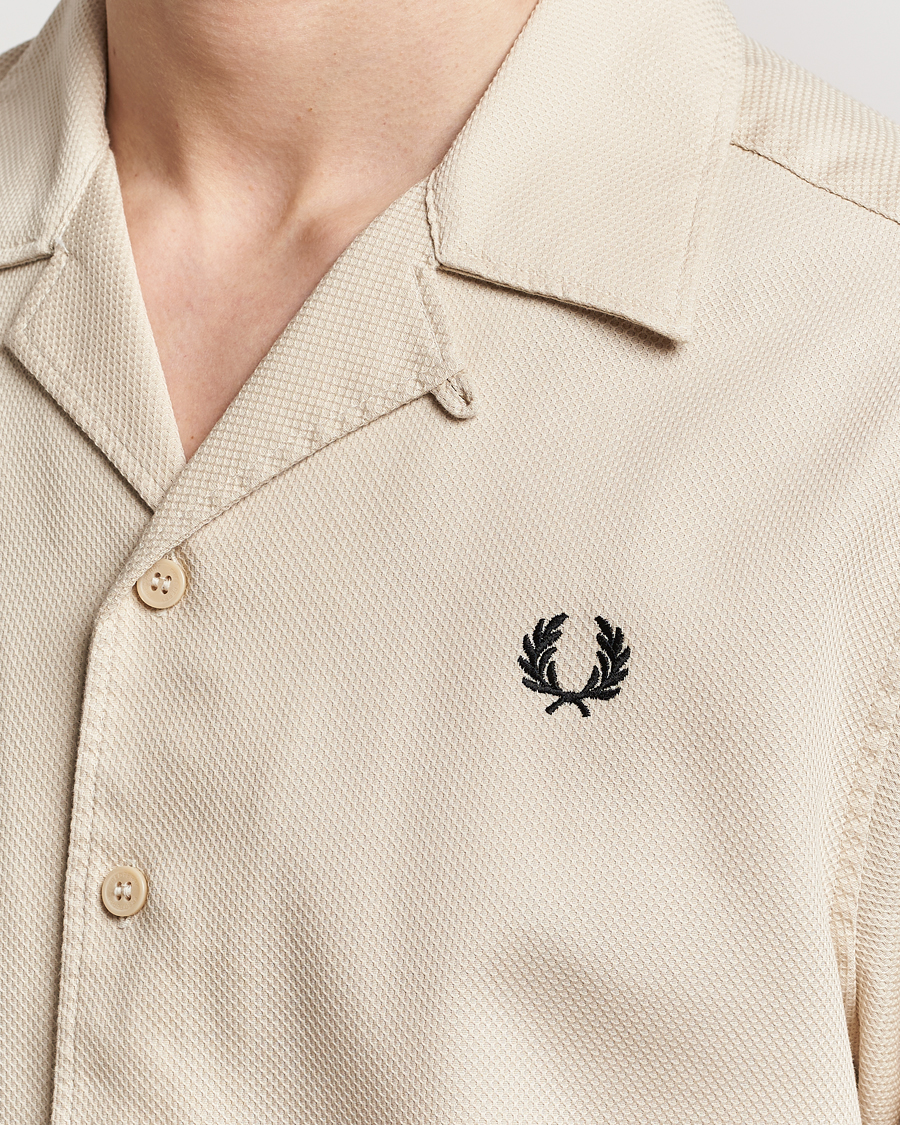 Hombres | Camisas | Fred Perry | Pique Textured Short Sleeve Shirt Oatmeal