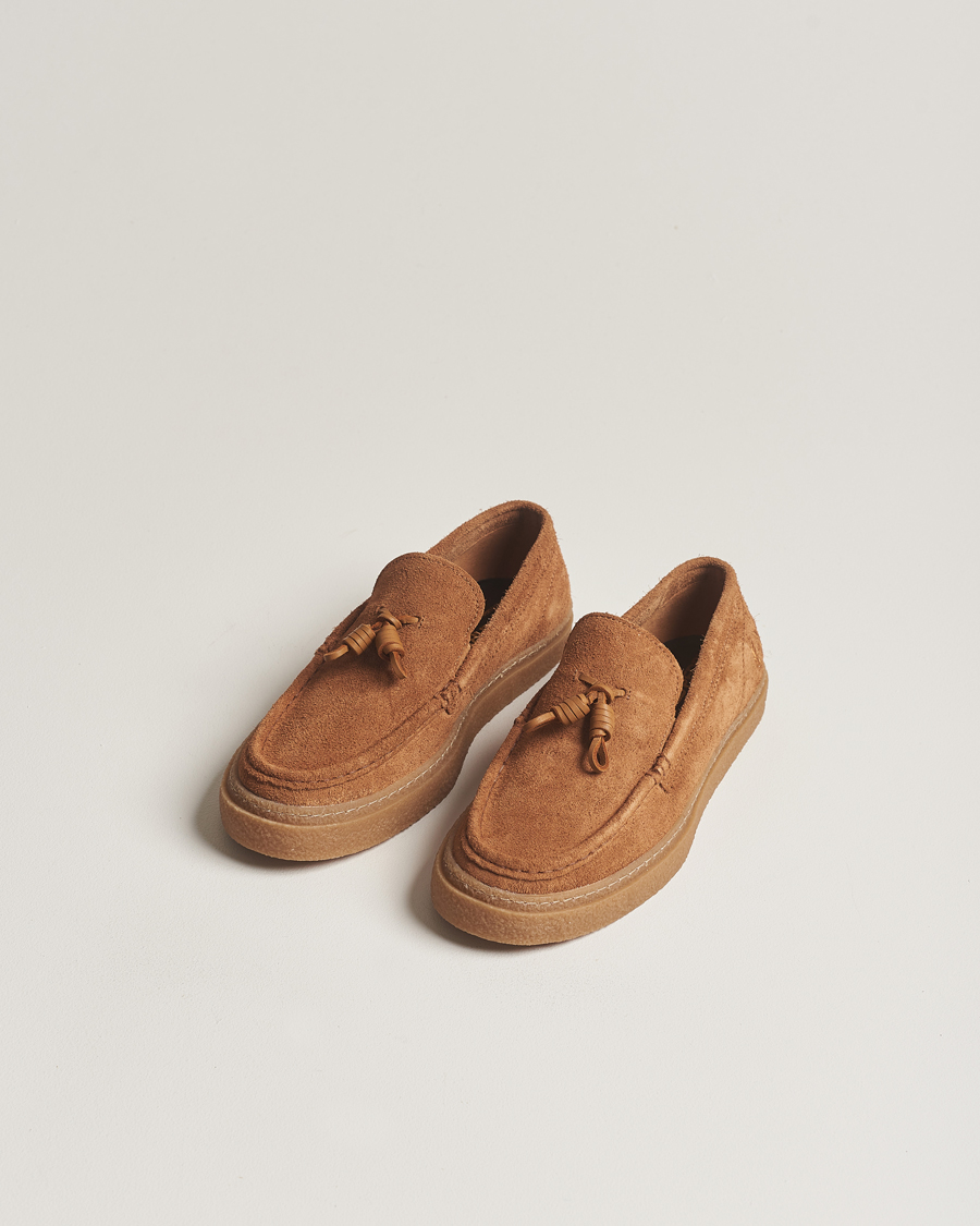 Hombres | Fred Perry Dawson Suede Tassel Loafer Dark Caramel | Fred Perry | Dawson Suede Tassel Loafer Dark Caramel