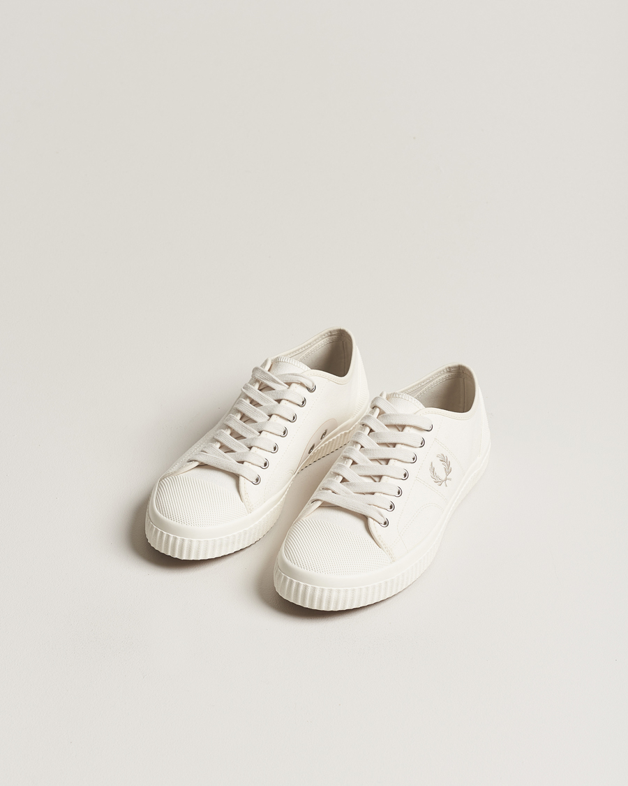 Hombres | Fred Perry | Fred Perry | Hughes Canvas Sneaker Ecru
