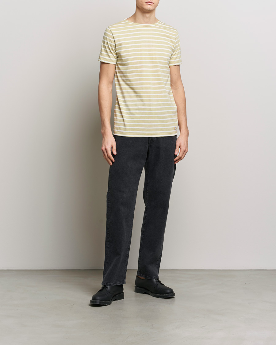 Hombres | Camisetas | Armor-lux | Hoëdic Boatneck Héritage Stripe T-shirt Pale Olive/Milk